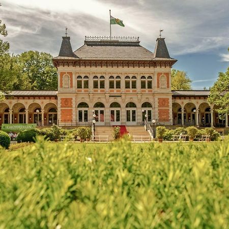 Hotel-Pension Heimburg バート・エルスター エクステリア 写真