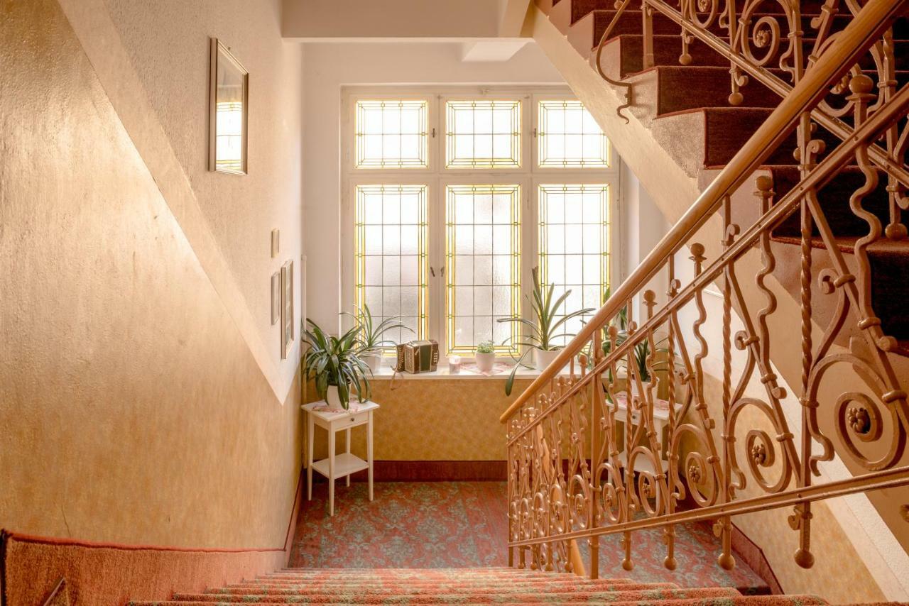 Hotel-Pension Heimburg バート・エルスター エクステリア 写真