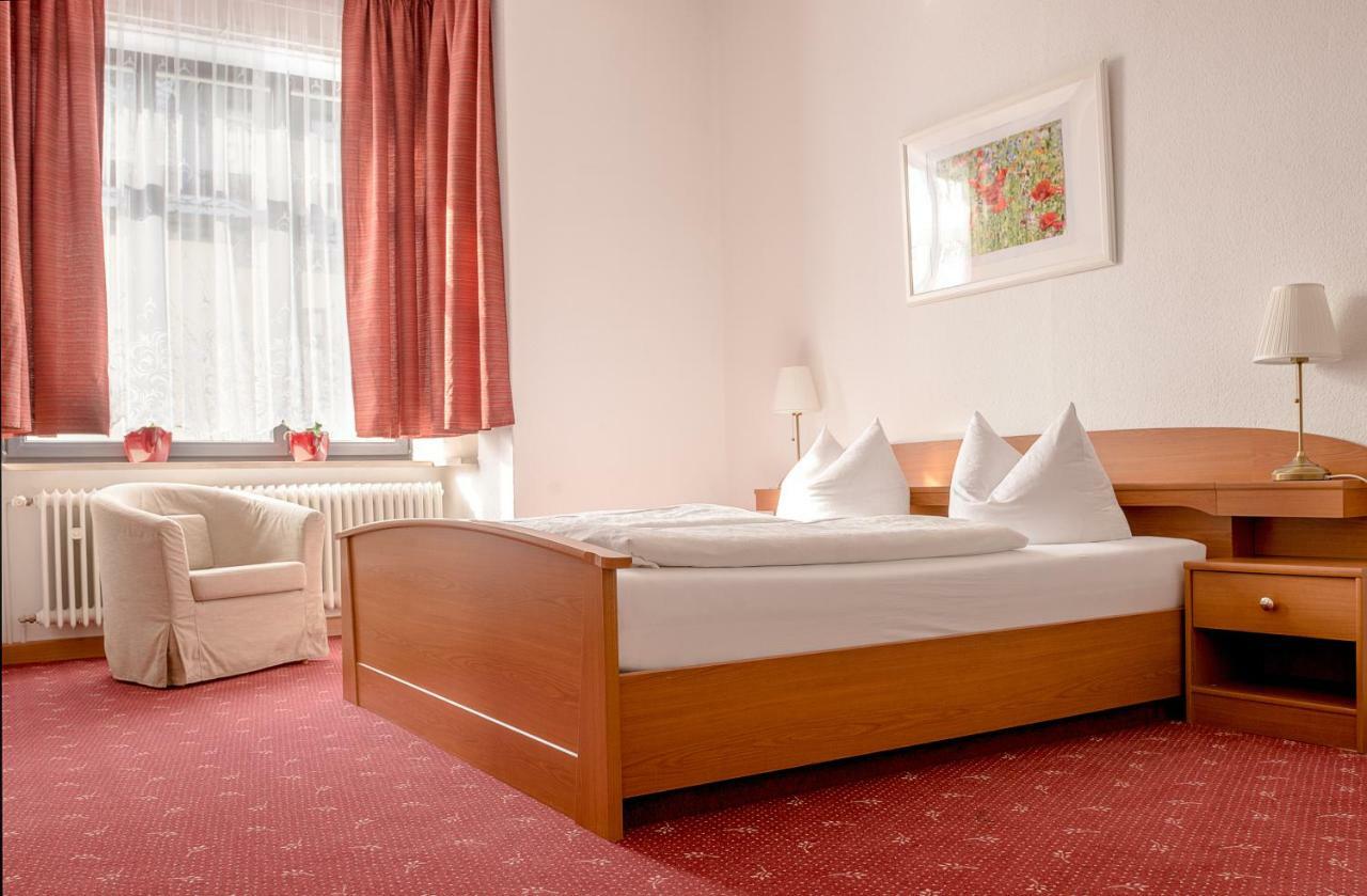Hotel-Pension Heimburg バート・エルスター エクステリア 写真